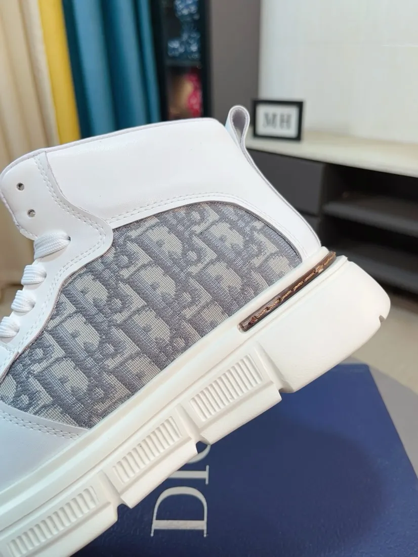 Men's shoes💰458🌹🌹[Dior] Men's casual high-top shoes! Material: Upper: Italian 🇮🇹 imported cowhide with printed mesh➕The lining and feet are made of imported genuine leather! Outsole material: Imported original rubber outsole! There is LOGO inlay on the side of the outsole, standard size 38-44